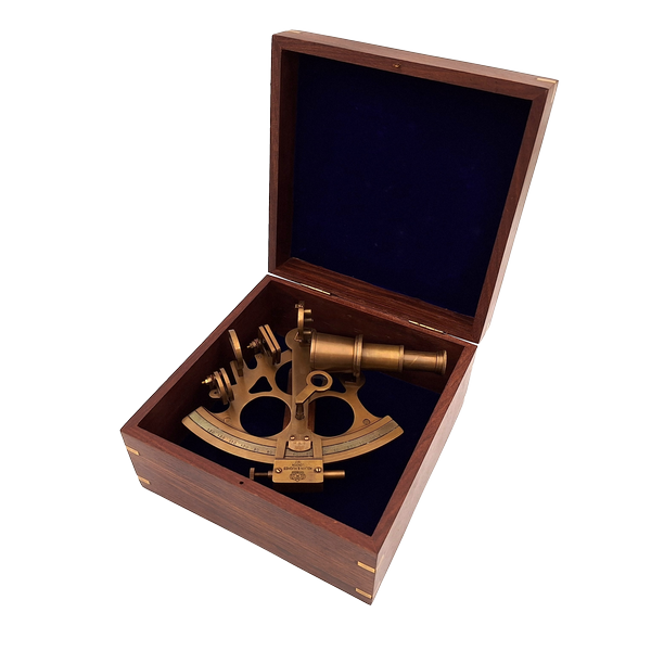 Grote messing sextant in elegante houten doos met personalisatiemogelijkheid door gravure