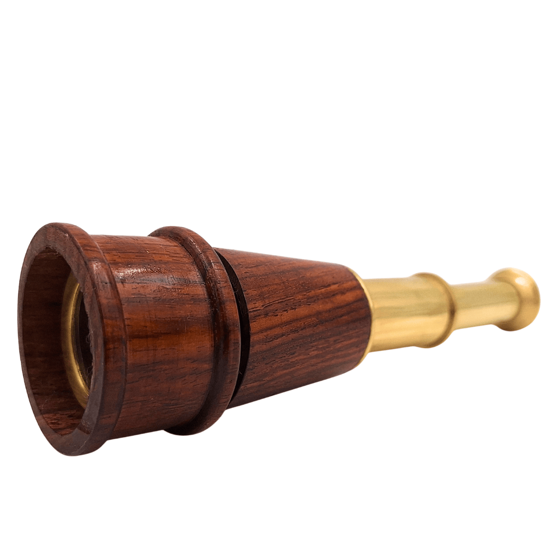 Messing-houten telescoop met mogelijkheid tot personalisatie met gravure op elegante houten voet