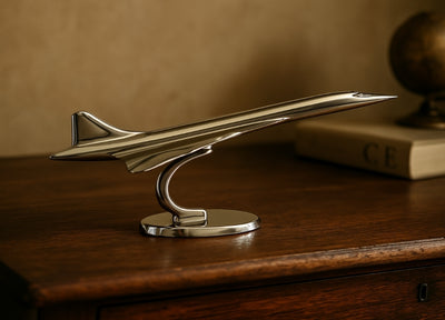 Metalen model van het Concorde-vliegtuig in zilverkleur, personaliseerbaar met gravure
