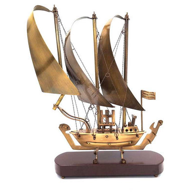 Messing schip op houten voet 38 cm met mogelijkheid tot gravure