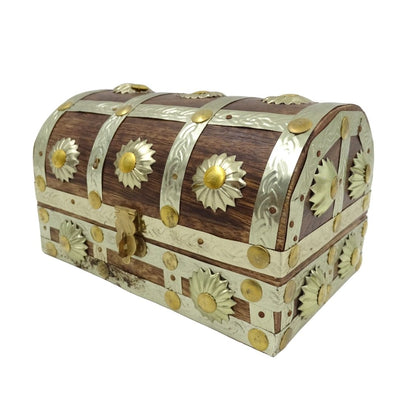 Houten kistje voor allerlei spullen SE14 met mogelijkheid tot personalisatie met gravure, bruin en goud, ideaal als cadeau – 16x9,5x10 cm