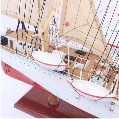 Exclusief model van het zeilschip Dar Pomorza 82 cm met mogelijkheid tot personalisatie door gravure