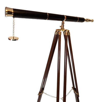 Decoratieve telescoop TWSS op houten driepoot met mogelijkheid tot personalisatie van de gravure