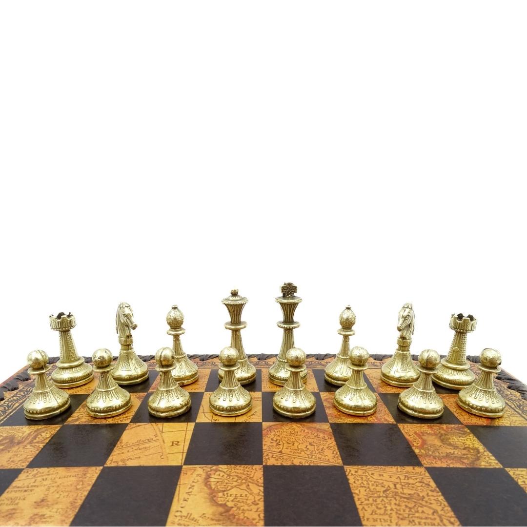 Exclusieve metalen schaakset Italfama 28x28 cm met mogelijkheid tot personalisatie met gravure, bruin-zwart schaakbord, goud- en zilverkleurige stukken