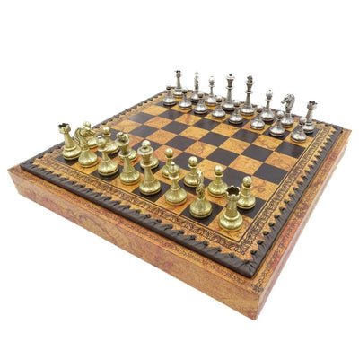 Exclusieve metalen schaakset Italfama 28x28 cm met mogelijkheid tot personalisatie met gravure, bruin-zwart schaakbord, goud- en zilverkleurige stukken