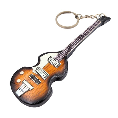 Sleutelhanger in de vorm van een basgitaar van The Beatles