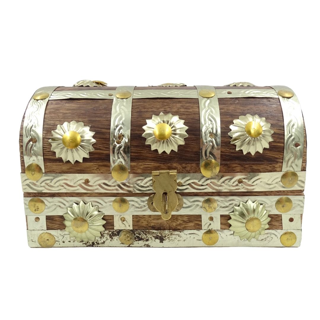Houten kistje voor allerlei spullen SE14 met mogelijkheid tot personalisatie met gravure, bruin en goud, ideaal als cadeau – 16x9,5x10 cm