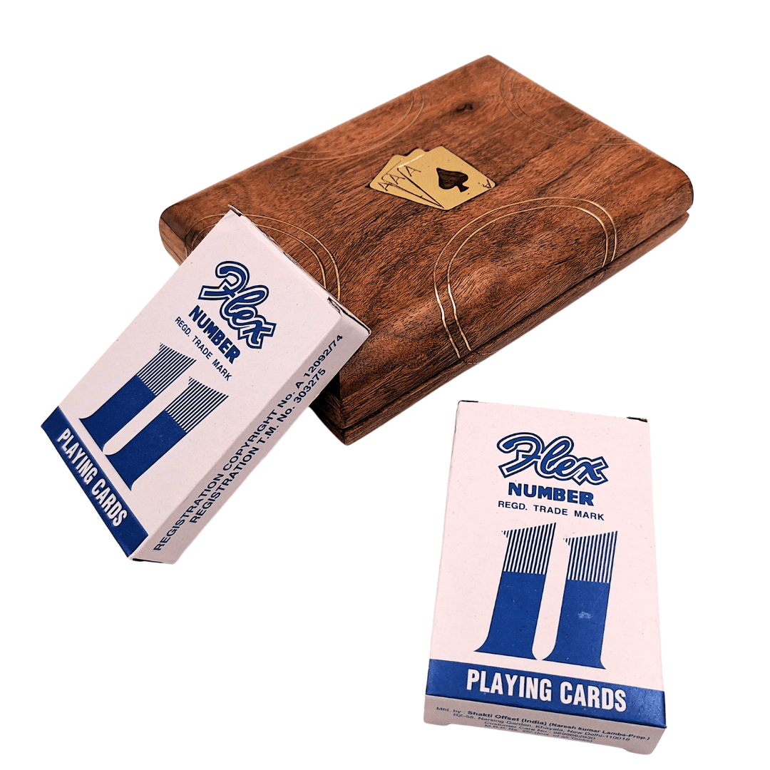 Elegante set van 2 kaartspellen in houten doos met mogelijkheid tot personalisatie met gravure
