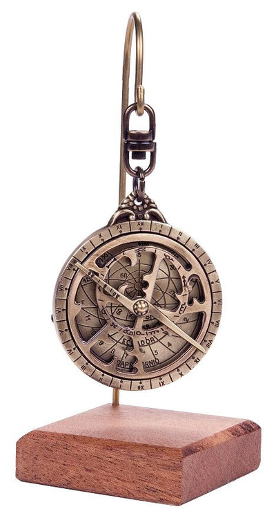 Miniatuur-astrolabium H81 op houten voet met mogelijkheid tot personalisatie met gravure - elegant decoratief element als cadeau voor een astronomieliefhebber, hoogte 13 cm, diameter 4,5 cm, uitzonderlijke afwerking met oog voor detail