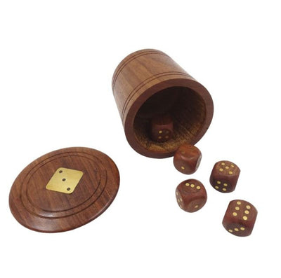 Houten dobbelstenen in een ton met gravure – Gepersonaliseerd cadeau van acaciahout, hoogte 7 cm, diameter 8 cm, voor personen ouder dan 14 jaar