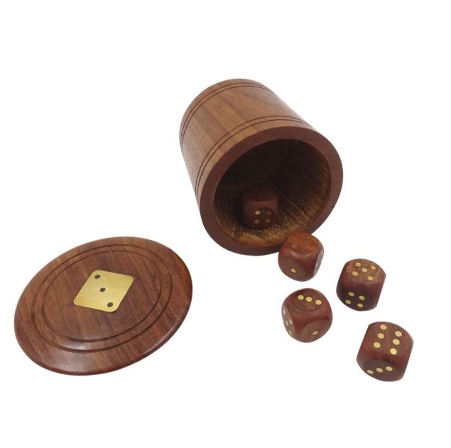 Houten dobbelstenen in een ton met gravure – Gepersonaliseerd cadeau van acaciahout, hoogte 7 cm, diameter 8 cm, voor personen ouder dan 14 jaar