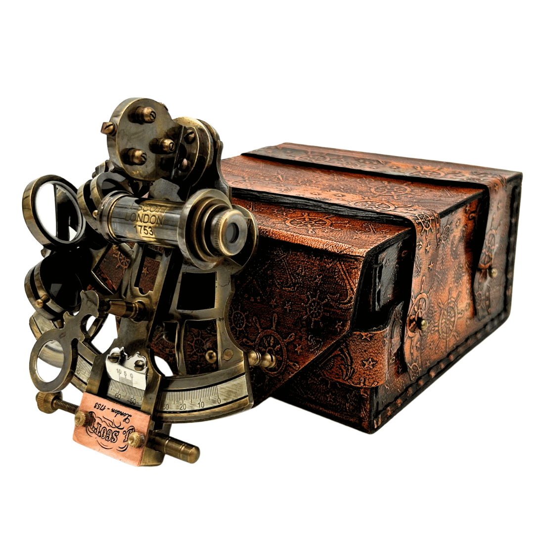 Retro messing sextant in leren etui - elegant navigatie-instrument met graveermogelijkheid - ideaal cadeau voor liefhebbers van zeilen en geschiedenis - afmetingen 13x12x7 cm