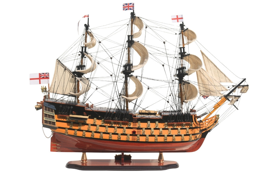 Model van het zeilschip HMS Victory 80cm, gemonteerd, met mogelijkheid tot personalisatie door gravure - Exclusieve decoratie als cadeau, handgemaakt van exotisch hout, hoge kwaliteit en oog voor detail