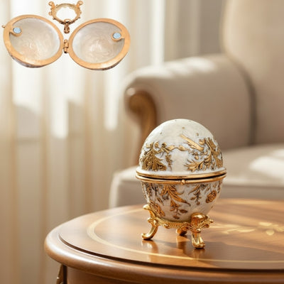Exclusief metalen Fabergé-ei-sieradendoosje met kristalletjes in wit-gouden kleur met mogelijkheid tot personalisatie met gravure