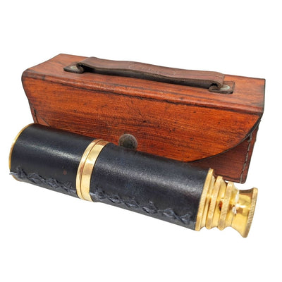 Retro messing kapiteinsverrekijker in leren etui met personalisatiemogelijkheid door gravure