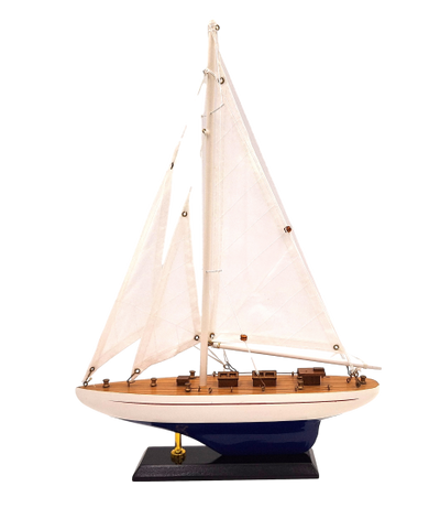 Houten jachtmodel hoogte 42 cm met mogelijkheid tot personalisatie door gravure