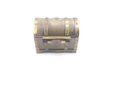Metalen retro schatkist met gravure - zilverkleurig kistje 7x5x5 cm
