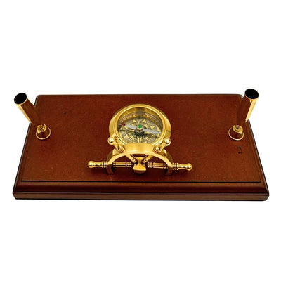 Maritieme bureauset met gravure – stuurwiel, kompas, pennenhouders van gepolijst hout en messing
