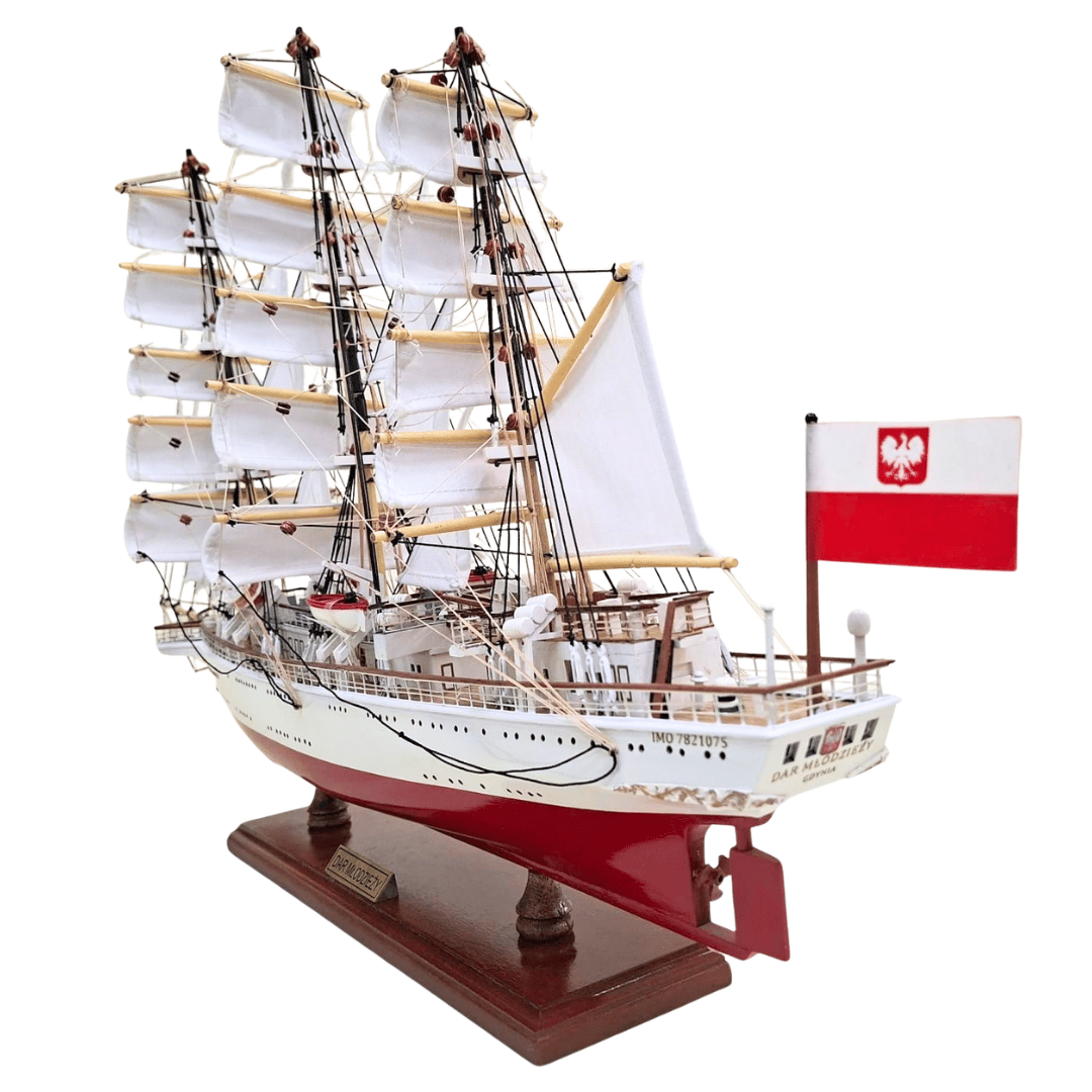 Exclusief model van het zeilschip Dar Młodzieży XXL 71 cm, mogelijkheid tot personalisatie door gravure