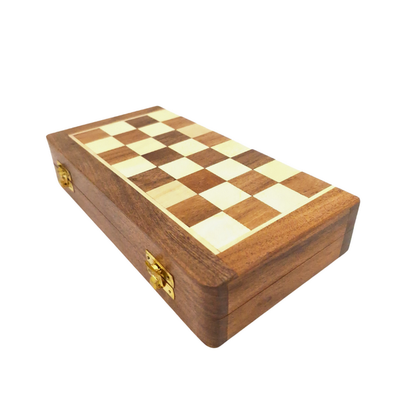 Magnetisch houten schaakspel 25x25 cm met mogelijkheid tot personalisatie met gravure