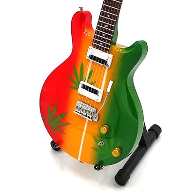Mini-gitaar Bob Marley Tribute Ganja MGT-0468 met mogelijkheid tot personalisatie met gravure, ideaal cadeau voor reggaefans, handgemaakt van mahoniehout, hoogte 27,5 cm, geel, rood, groen, wit