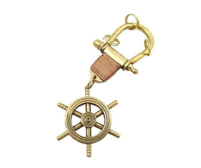Sleutelhanger Stuurwiel BN-2156 van messing in een elegante houten doos