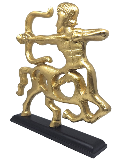 Gouden decoratief beeldje Boogschutter met houten voet en optie voor personalisatie met gravure