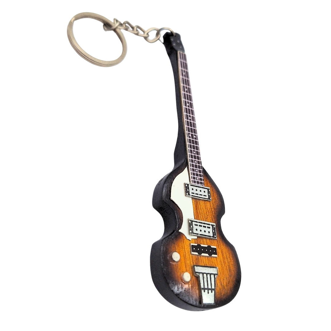 Sleutelhanger in de vorm van een basgitaar van The Beatles