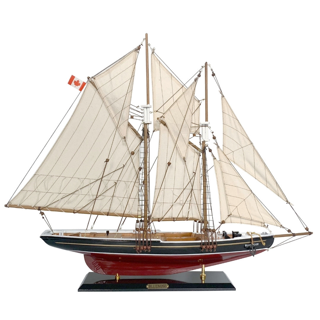 Model van het zeilschip Bluenose 80cm met mogelijkheid tot personalisatie door gravure