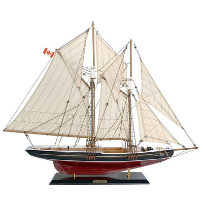 Model van het zeilschip Bluenose 80cm met mogelijkheid tot personalisatie door gravure