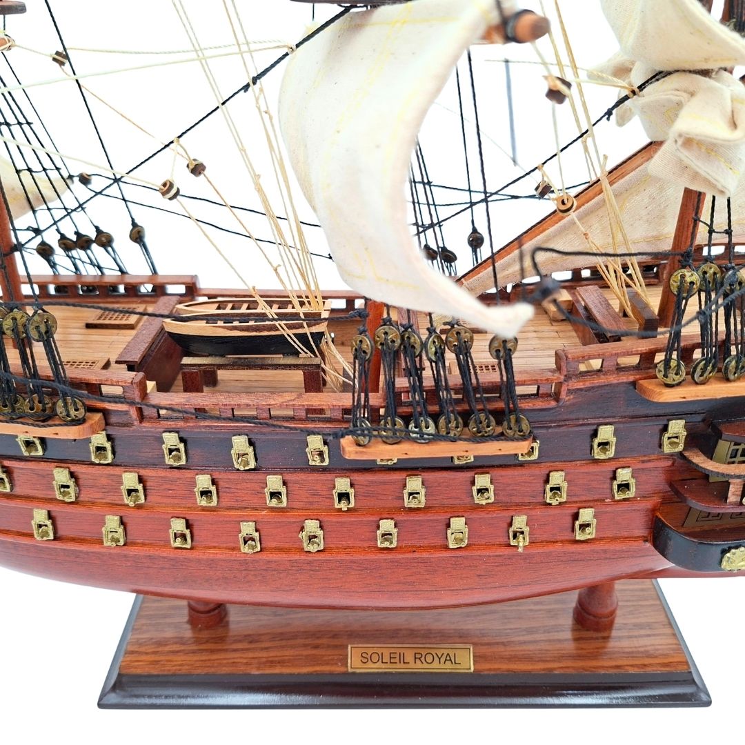 Model van het zeilschip Soleil Royal, gemonteerd, 46 cm - Handgemaakt van exotisch hout met mogelijkheid tot personalisatie door gravure
