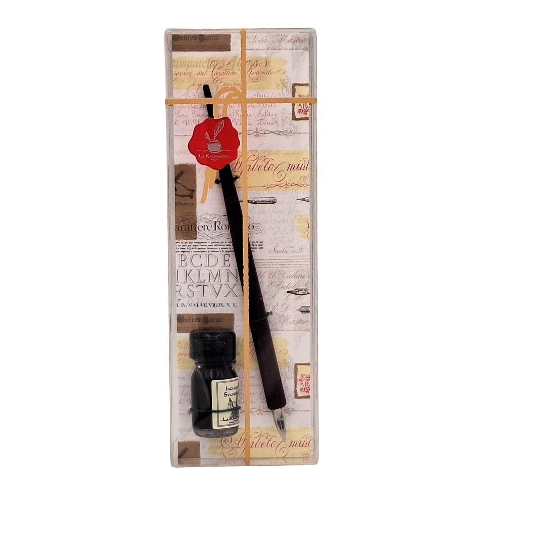 Elegante kalligrafieset met houten pen en zwarte inkt, mogelijkheid tot personalisatie met gravure, ideaal als cadeau voor liefhebbers van de schrijfkunst, in decoratieve verpakking 7,5 x 22 x 3 cm