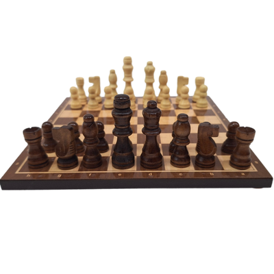 Groot houten schaakspel 37 x 37 cm met mogelijkheid tot personalisatie met gravure