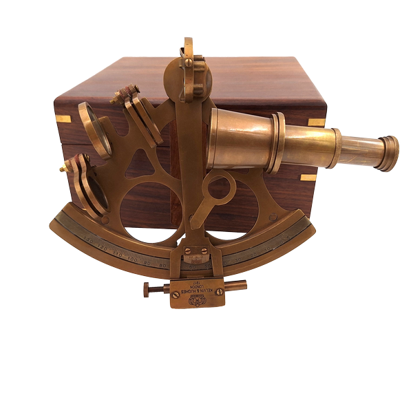 Grote messing sextant in elegante houten doos met personalisatiemogelijkheid door gravure