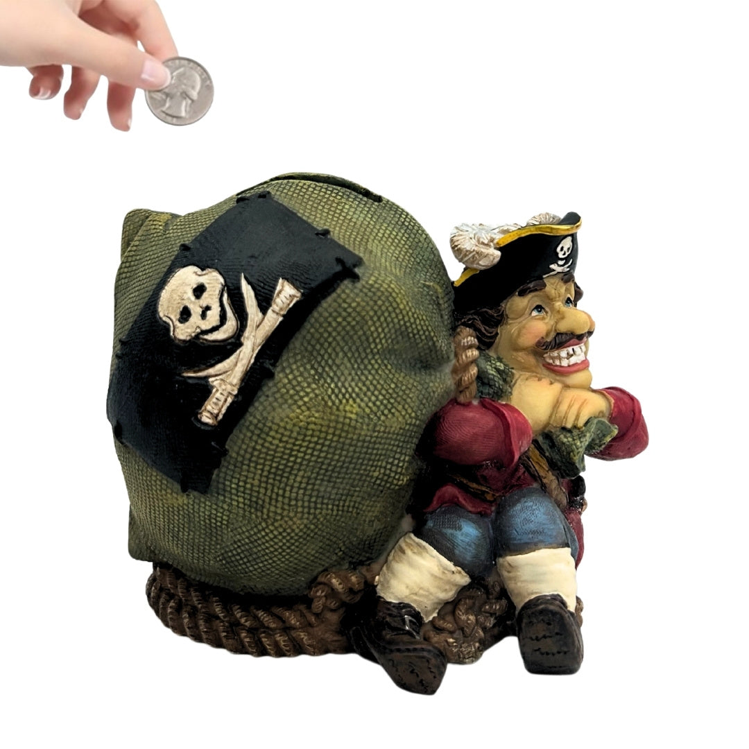 Decoratieve spaarpot piraat met schat 14 cm met mogelijkheid tot personalisatie met gravure