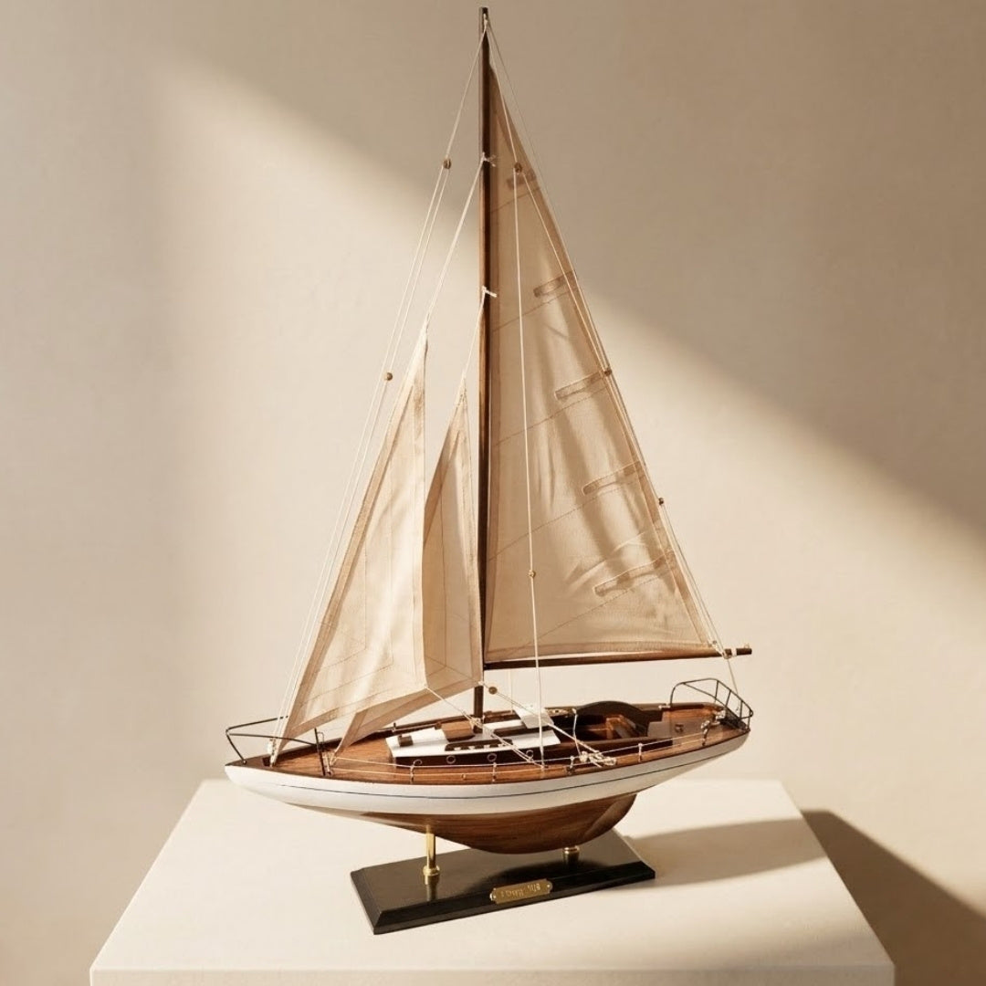 Model van zeiljacht 66 cm met mogelijkheid tot personalisatie met gravure