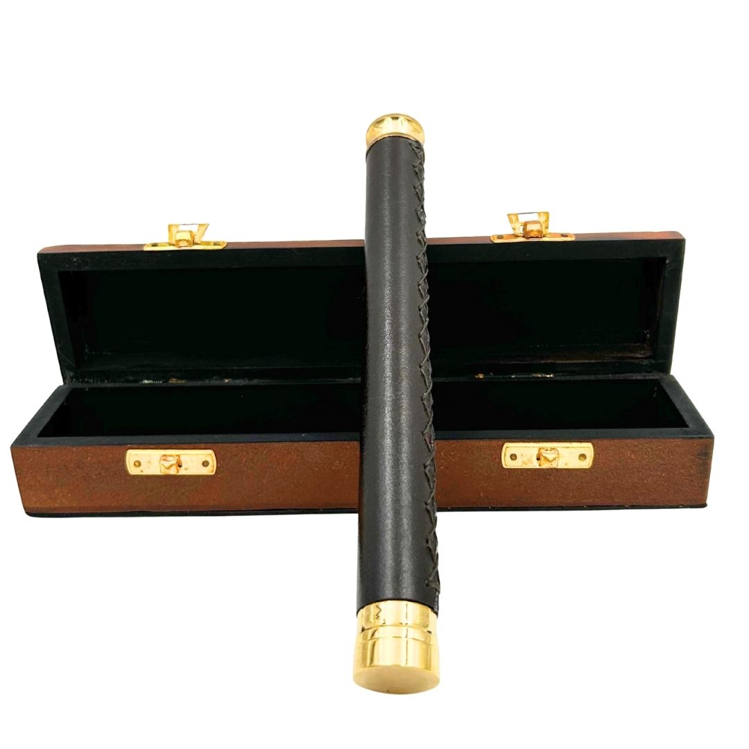 Messing-lederen telescoop met gepersonaliseerde gravure in houten doos
