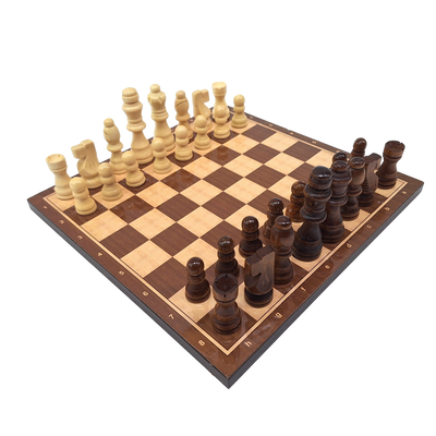 Klassiek houten schaakspel 27 x 27 cm met gepersonaliseerde gravure