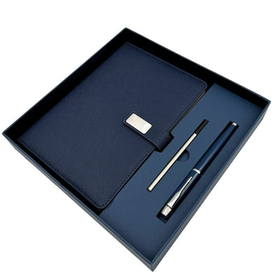 Elegant marineblauw leren notitieboek A5 met pen en gepersonaliseerde gravure in geschenkdoos