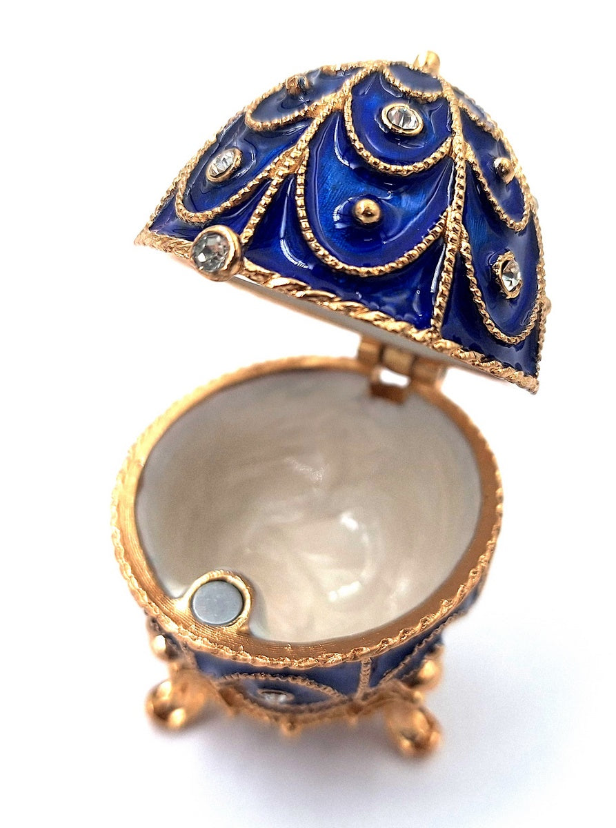 Exclusief metalen doosje met kristalletjes in de vorm van een Fabergé-ei, marineblauw-goud, 5,5x6,5cm met mogelijkheid tot personalisatie door gravure