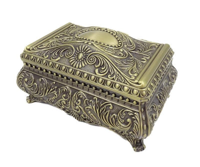 Elegante decoratieve metalen sieradendoos met gravure