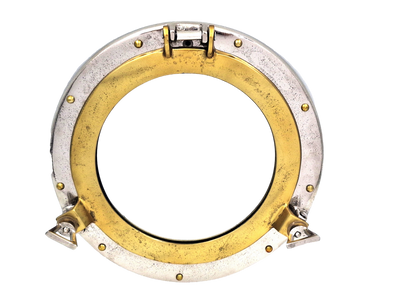 Patrijspoortspiegel met een diameter van 28 cm met metalen omlijsting in zilver- of goudkleur met mogelijkheid tot personalisatie door gravure