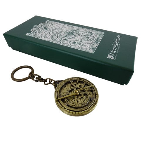 Premium sleutelhanger astrolabium van messing met mogelijkheid tot personalisatie met gravure