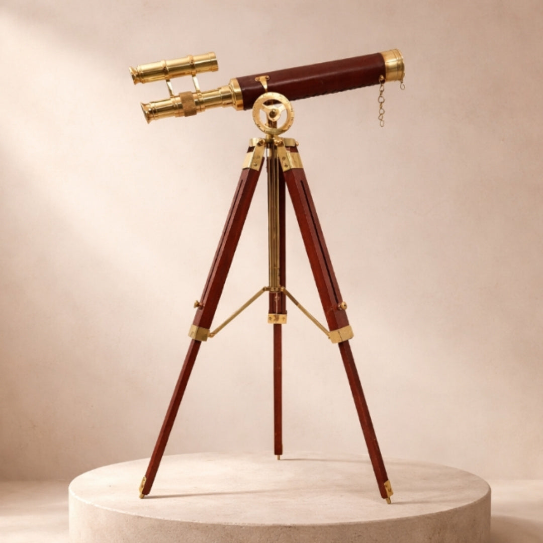 Messing telescoop op driepoot 57 cm met mogelijkheid tot personalisatie met gravure