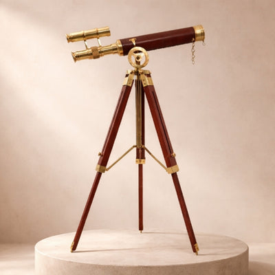 Messing telescoop op driepoot 57 cm met mogelijkheid tot personalisatie met gravure
