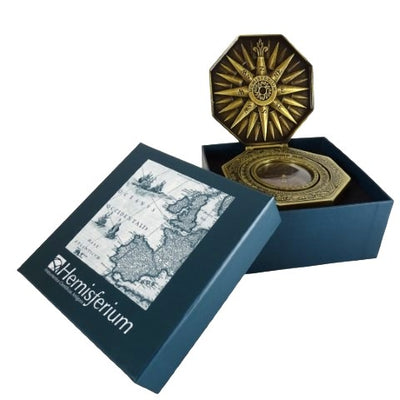 Exclusief magnetisch kompas Cardan H43 van messing en hout met gepersonaliseerde gravure