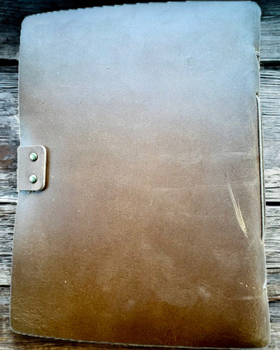 Premium Notitieboek "RetroNotes" – Elegant notitieboek van Echt Leer - 200 pagina's, 120g, notitieboek, schetsboek, bruine kleur, personalisatie met gravure