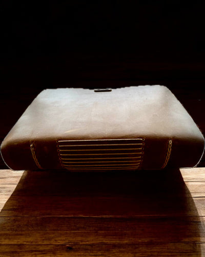 Premium Notitieboek "RetroNotes" – Elegant notitieboek van Echt Leer - 200 pagina's, 120g, notitieboek, schetsboek, bruine kleur, personalisatie met gravure