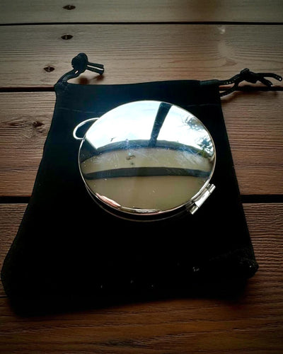 Waterdichte Messing Kompas met Gloei-effect - Onmisbaar voor Wandelen en Kamperen, personalisatie met gravure