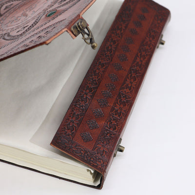 Boek van de Drakenmandala met chakrastenen - handgemaakt, natuurlijk leer, 100 blanco pagina's, 25x34 cm